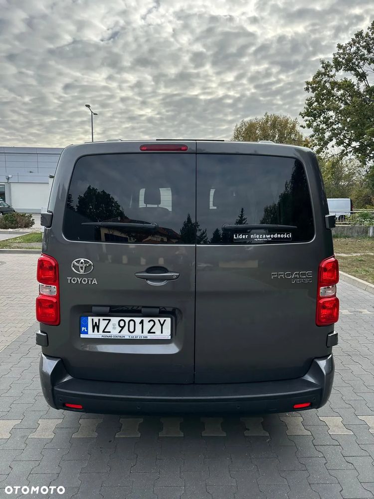 Toyota ProAce Kombi 2.0 D-4D Long 2,8t - 4