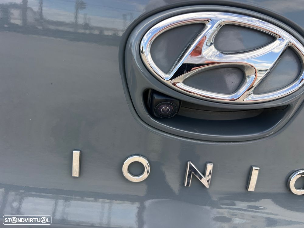 Hyundai Ioniq 1.6 GDI HEV Hybrid Tech - 10