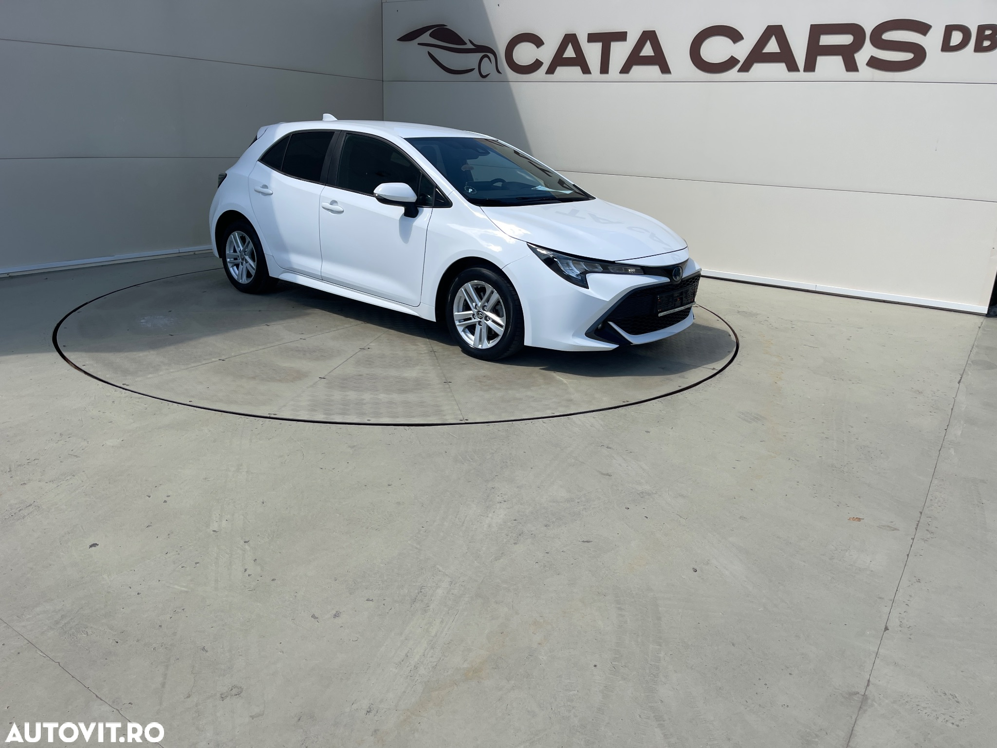 Toyota Corolla 1.8 Hybrid Comfort - 20