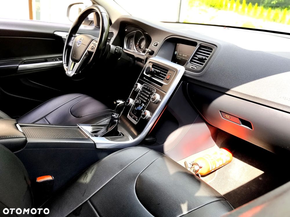 Volvo V60 D2 - 13