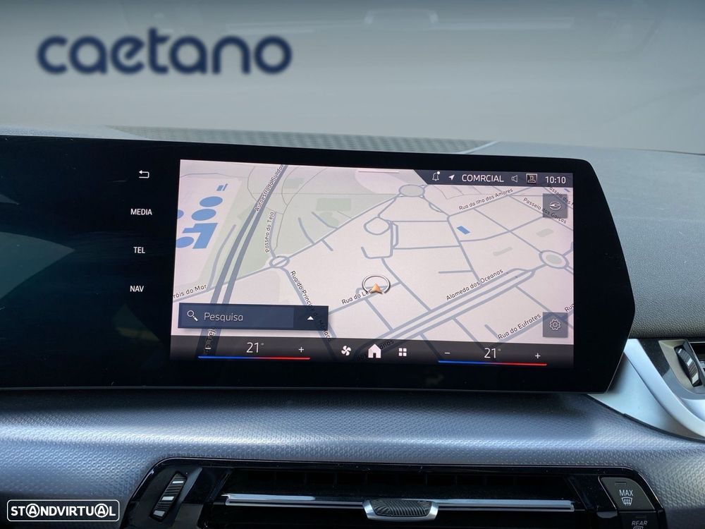 BMW 218 Active Tourer d Pack M Auto — fotografia 8