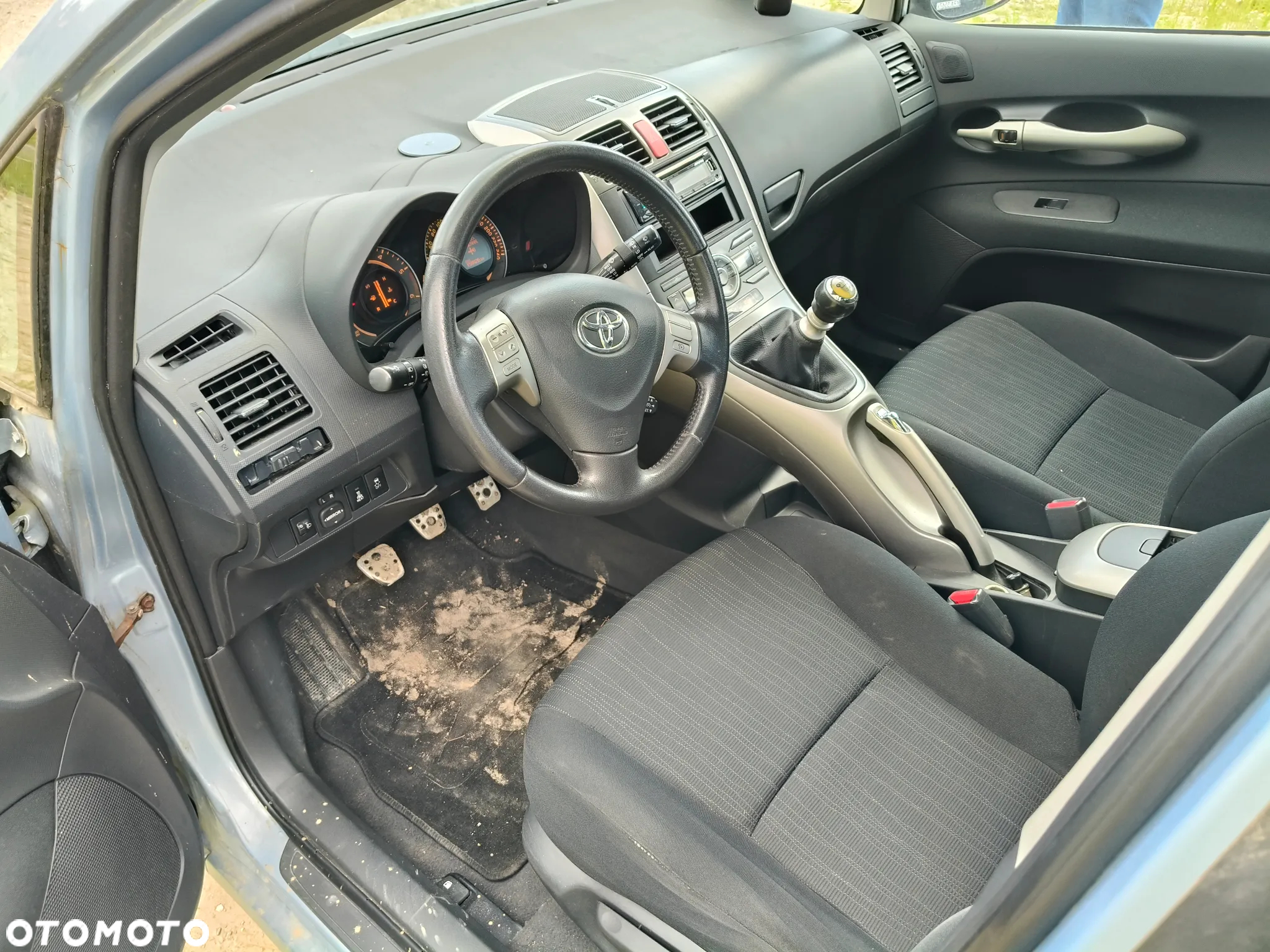 Toyota Auris 2.0 D-4D Comfort - 13