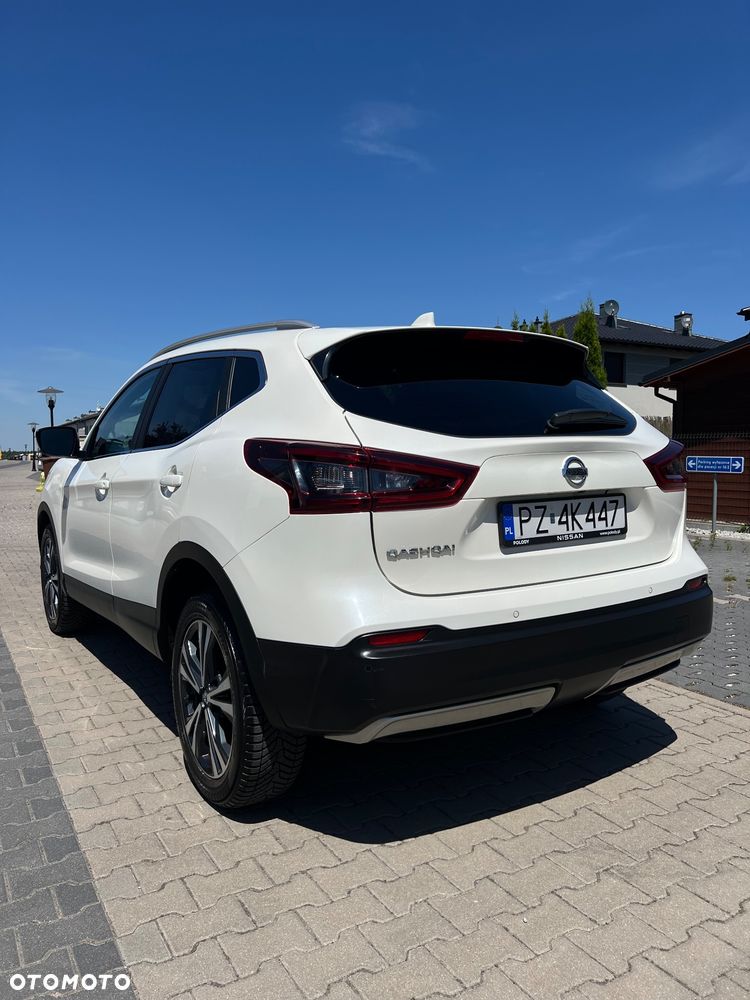Nissan Qashqai 1.3 DIG-T N-Connecta DCT - 8