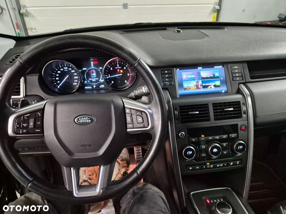 Land Rover Discovery Sport - 9