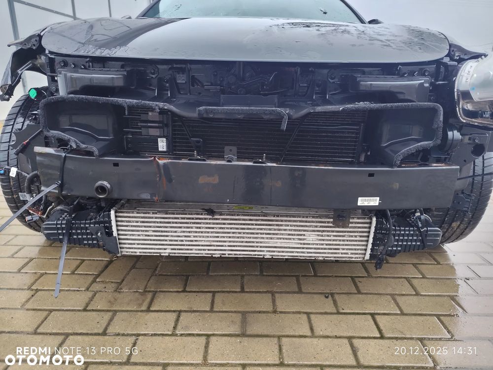 Kia Stinger 3.3 T-GDI AWD GT - 12