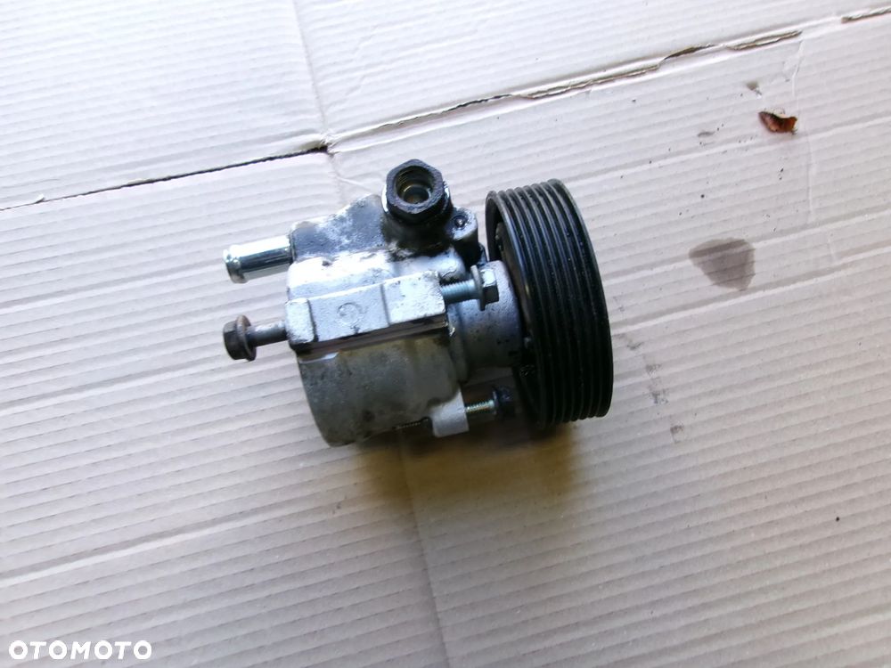 POMPA WSPOMAGANIA RENAULT MASTER II  2.5 DCI - 1