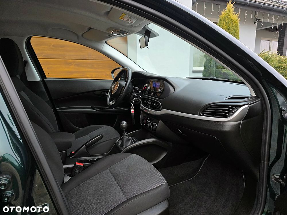 Fiat Tipo 1.4 16V Easy - 8