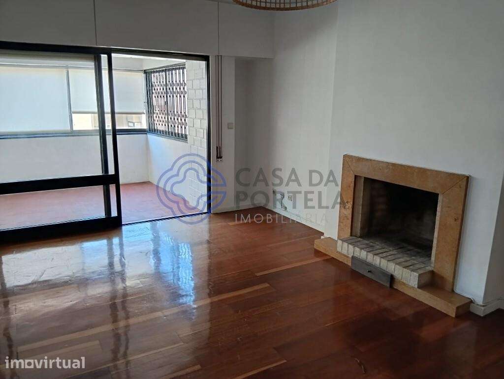 Apartamento T4+1 - R. Marechal Saldanha - Foz - Porto - Grande imagem: 4/26