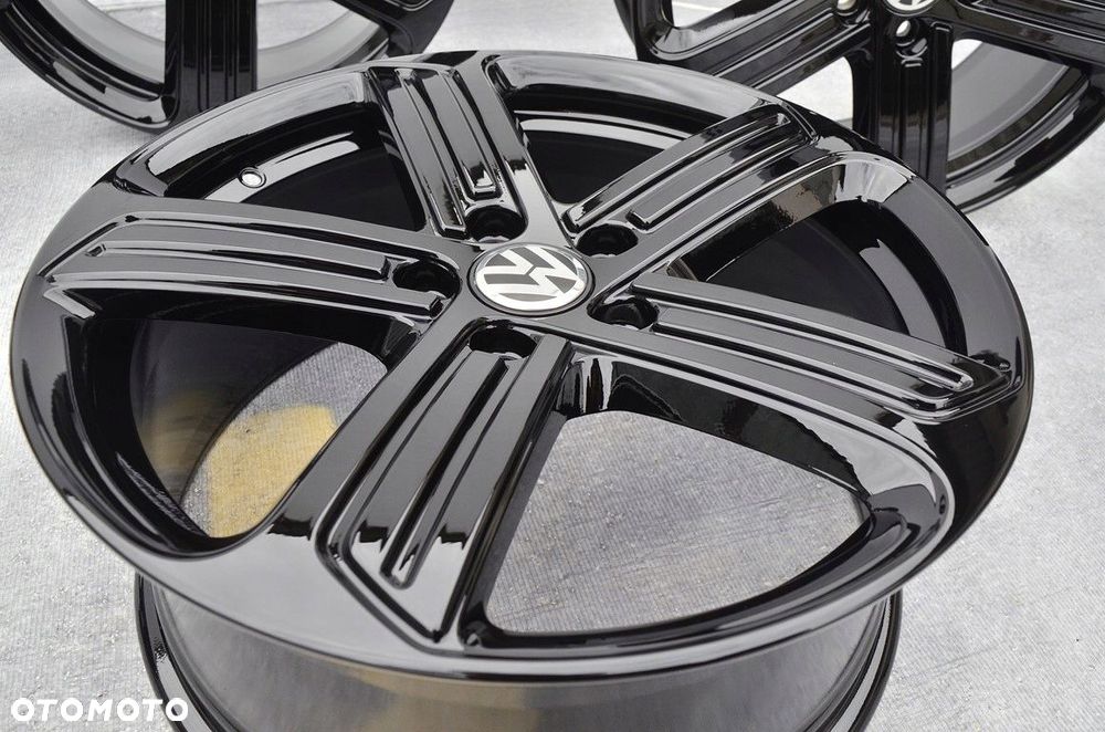 Felgi 7,5x18 5x112 VW Passat Golf GTI GTD R Scirocco Touran Arteon TRoc CC - 2