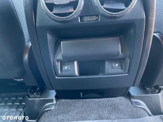 Land Rover Discovery TD V6 HSE - 12