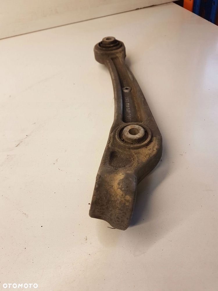 WAHACZ PRAWY PRZÓD DOLNY AUDI A4 B8 A5 8K0407156C MAŁY - 1