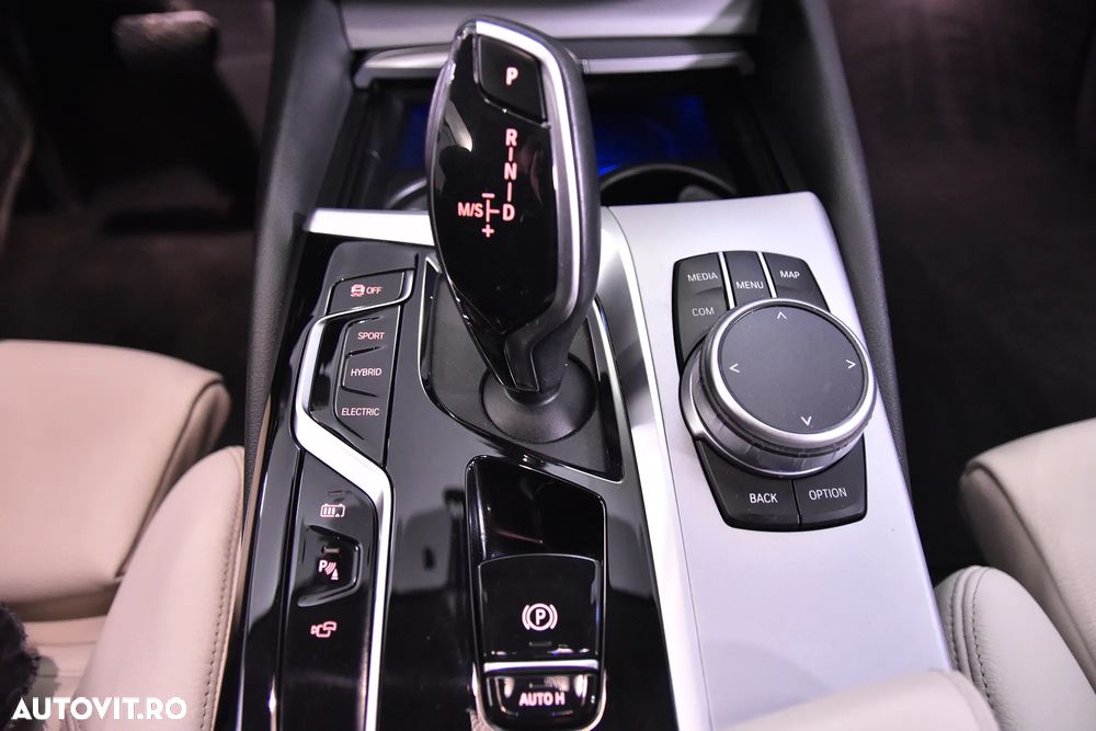 BMW Seria 5 - 18