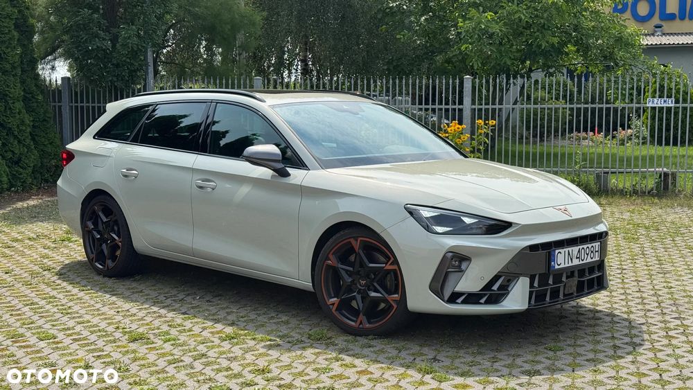 Cupra Leon 2.0 TSI 4Drive Tribe Edition VZ DSG - 3