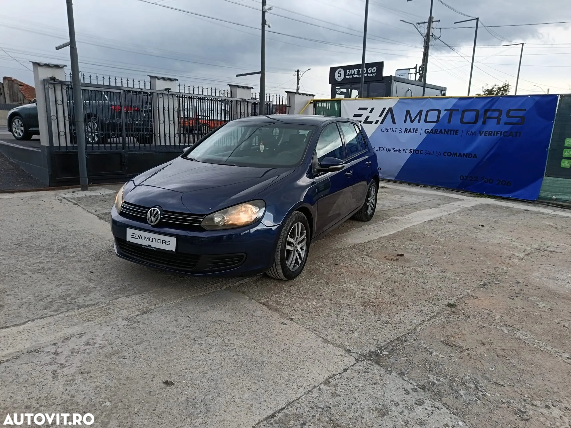 Volkswagen Golf 1.6 TDI DPF Comfortline - 2