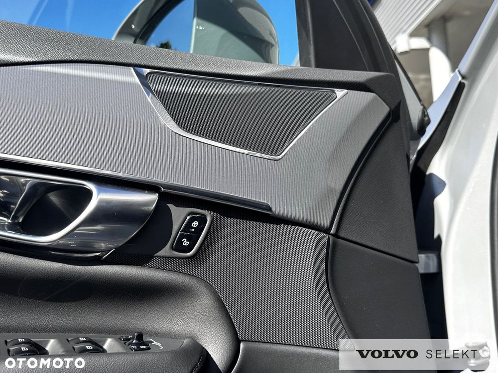Volvo XC 90 - 19