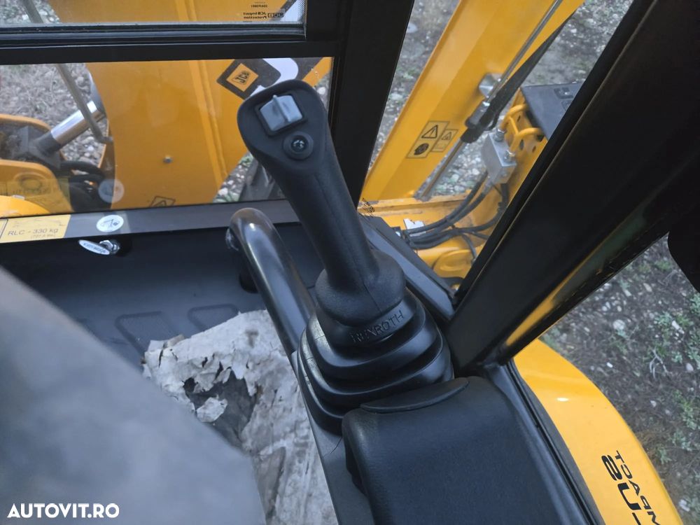 JCB 3CX - 13