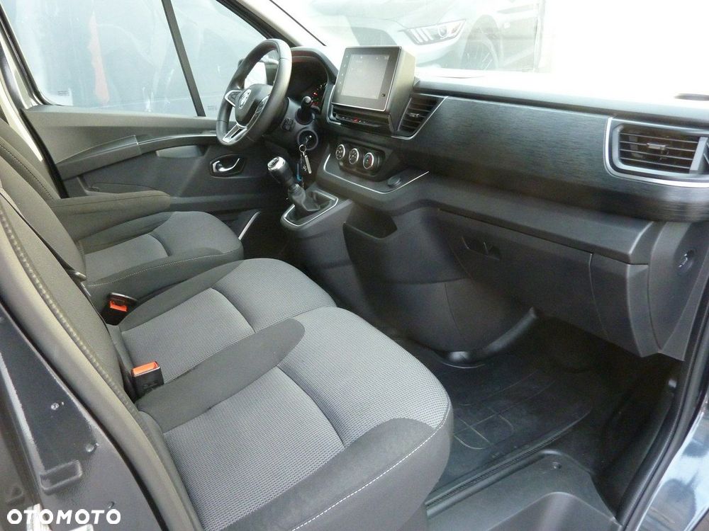 Renault Trafic - 14
