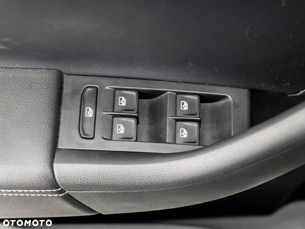 Skoda RAPID 1.0 TSI Ambition - 15