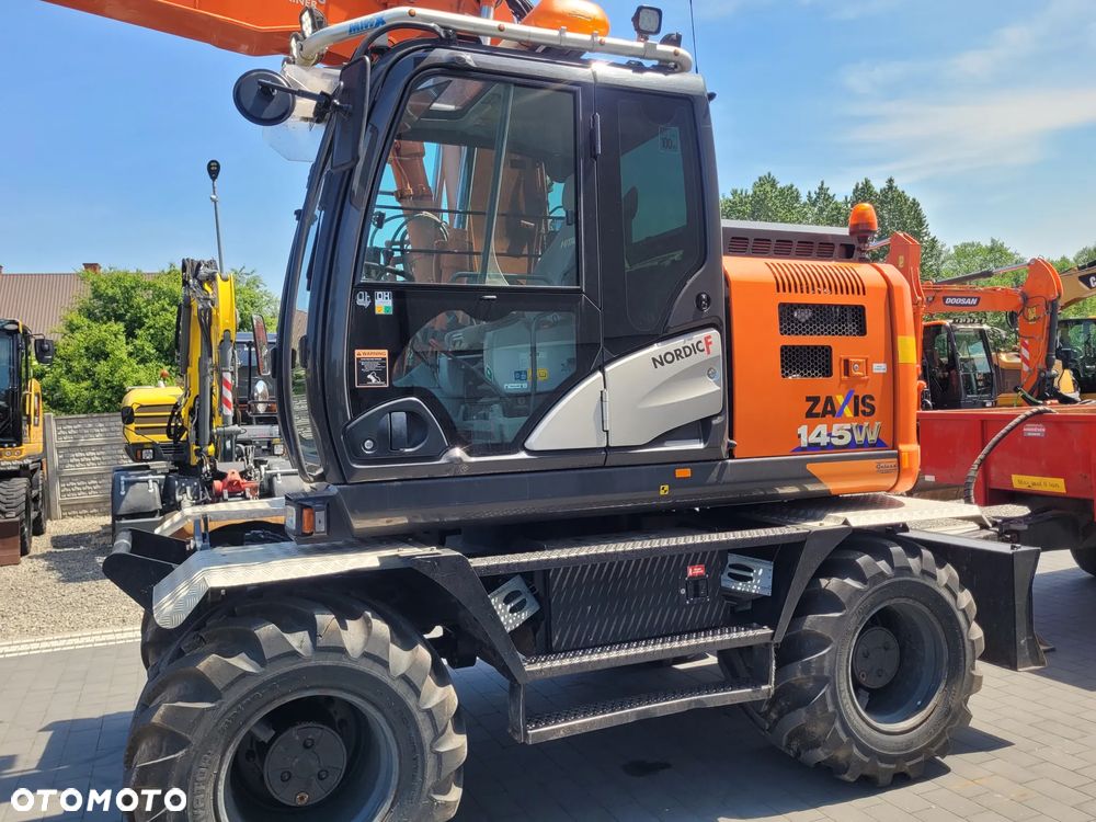 Hitachi ZX145W / ROTOTILT ze szczypcami / przyczepa / - 15