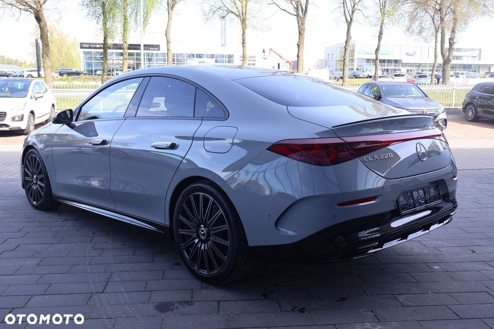 Mercedes-Benz CLA - 6