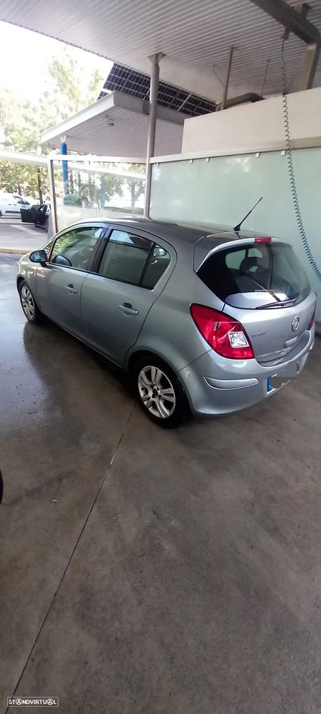 Opel Corsa 1.3 CDTI Enjoy EcoFLEX - 4