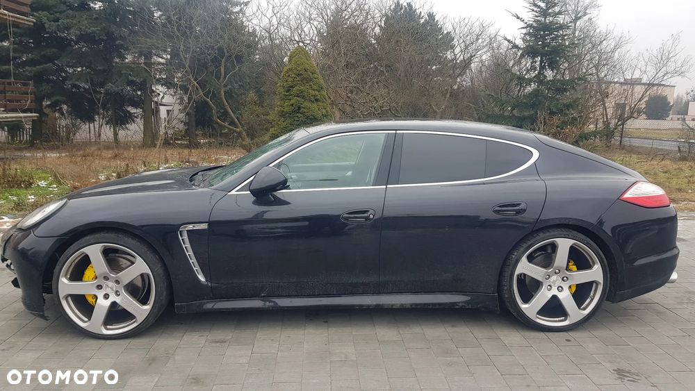 Porsche Panamera 4S PDK - 9
