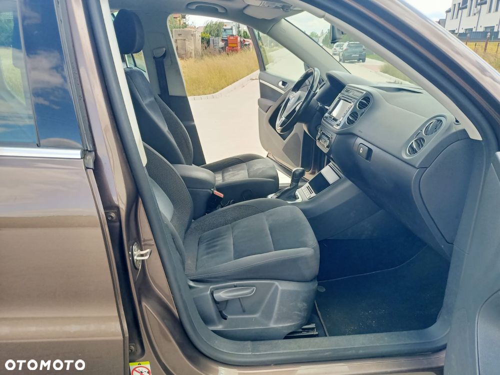 Volkswagen Tiguan 2.0 TDI DPF 4Motion BlueMotion Technology DSG Cup Sport & Style - 11
