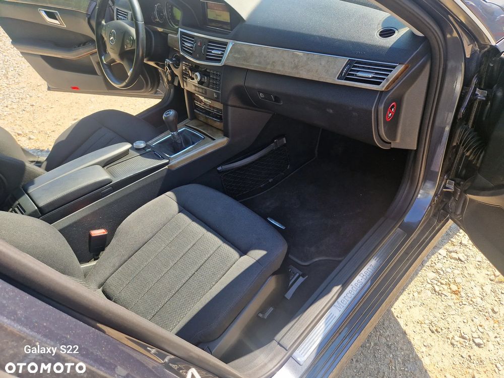 Mercedes-Benz Klasa E 200 Kompressor Elegance - 28