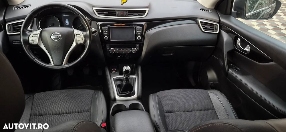 Nissan Qashqai 1.6 DCI ALL-MODE 4x4i TEKNA - 6