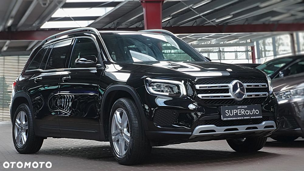 Mercedes-Benz GLB 200 7G-DCT - 2