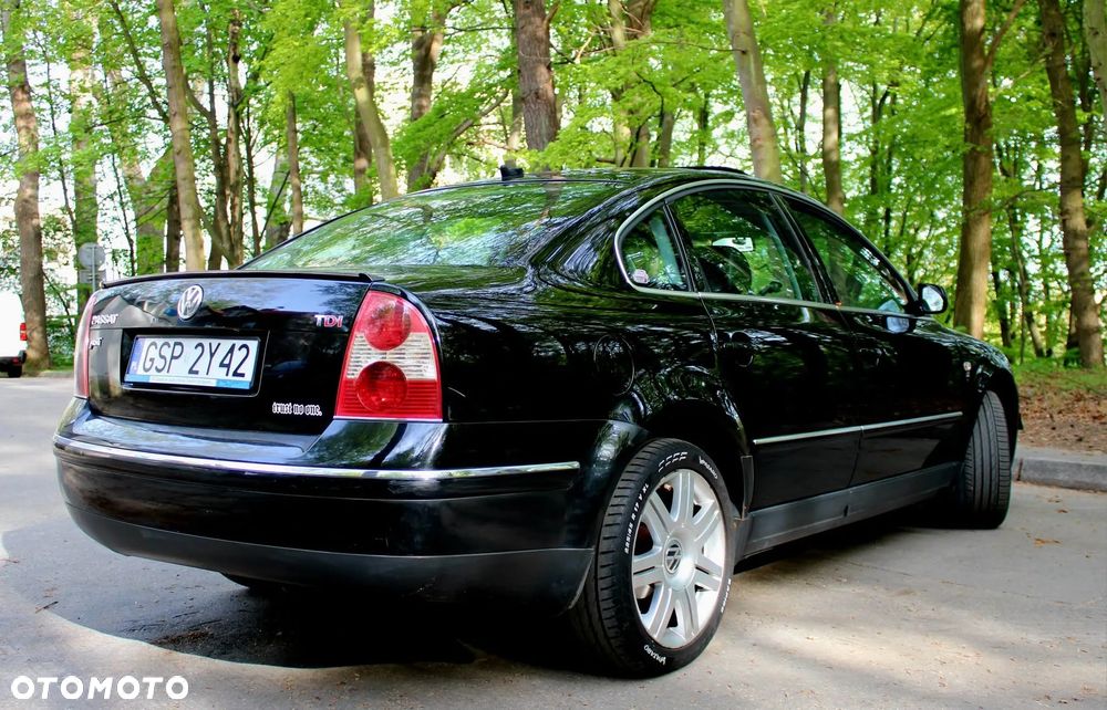 Volkswagen Passat 1.9 TDI Highline Tiptr - 8