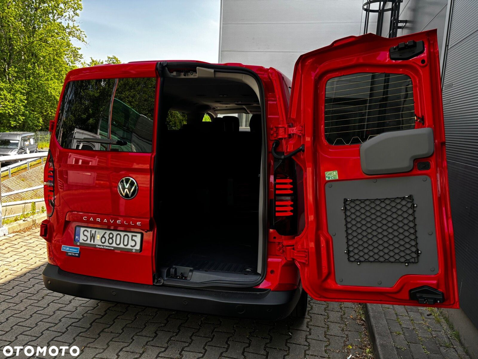 Volkswagen Nowa Caravelle 2.0 TDI 150 KM 6-manualna L2 - 11
