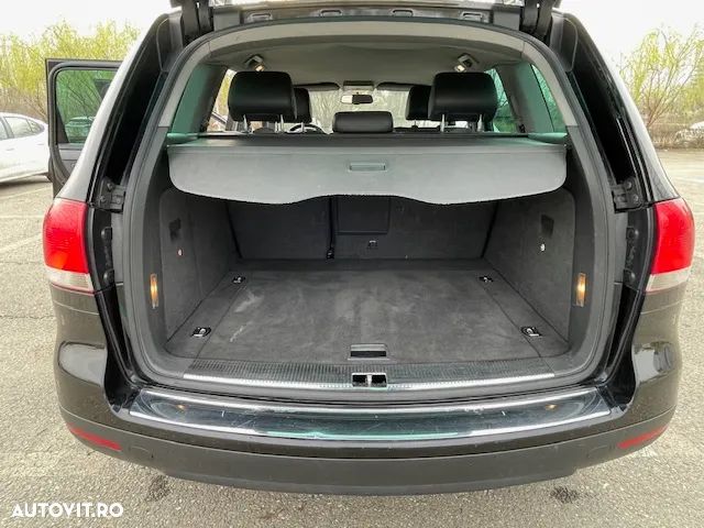 Volkswagen Touareg 2.5 TDI R5 Aut. - 12
