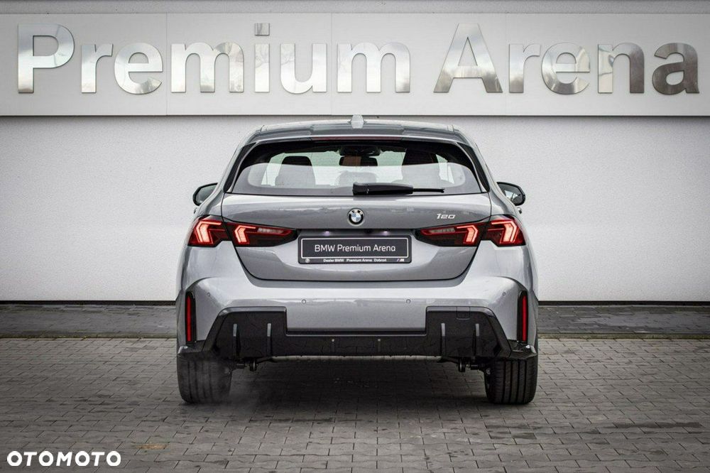 BMW Seria 1 - 8