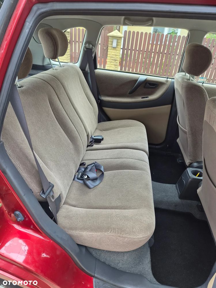 Suzuki Liana - 21