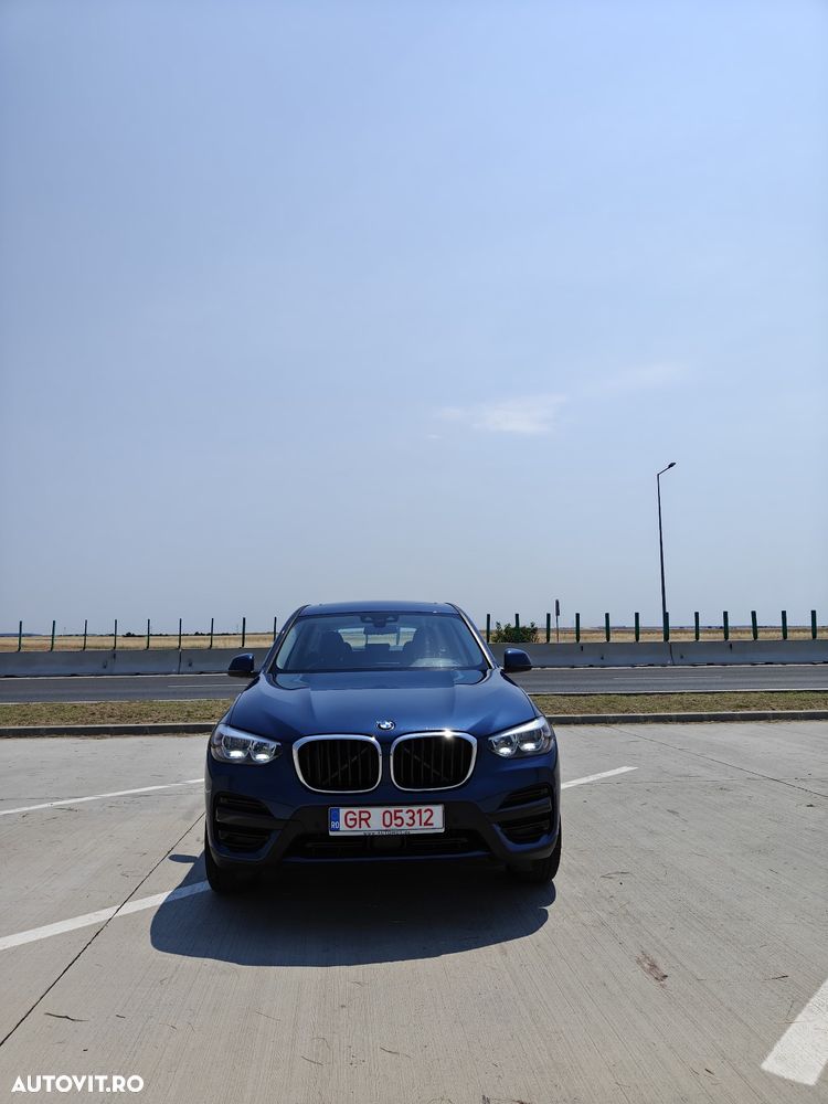 BMW X3 xDrive20d AT Luxury Line - 2
