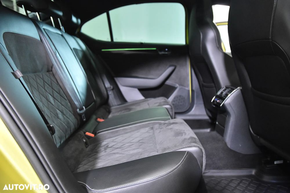 Skoda Superb 2.0 TSI 4X4 DSG Sportline - 14