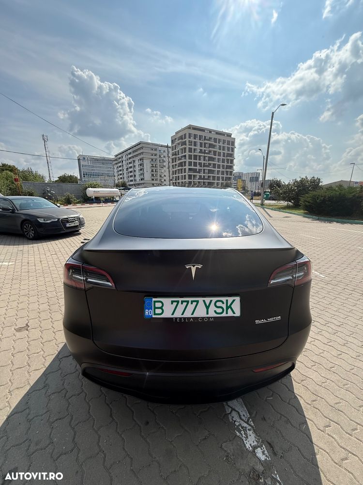 Tesla Model Y Performance - 3