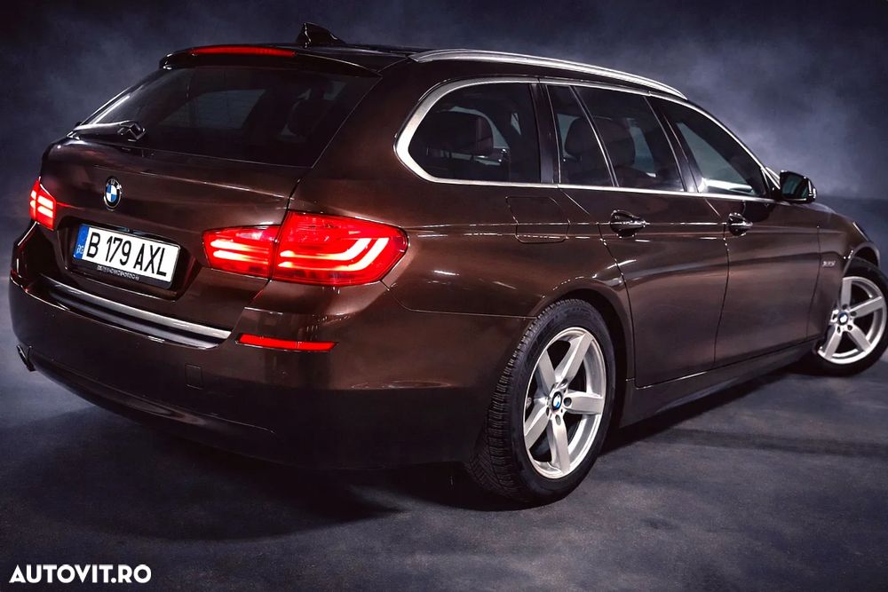 BMW Seria 5 520d Aut. Luxury Line - 2