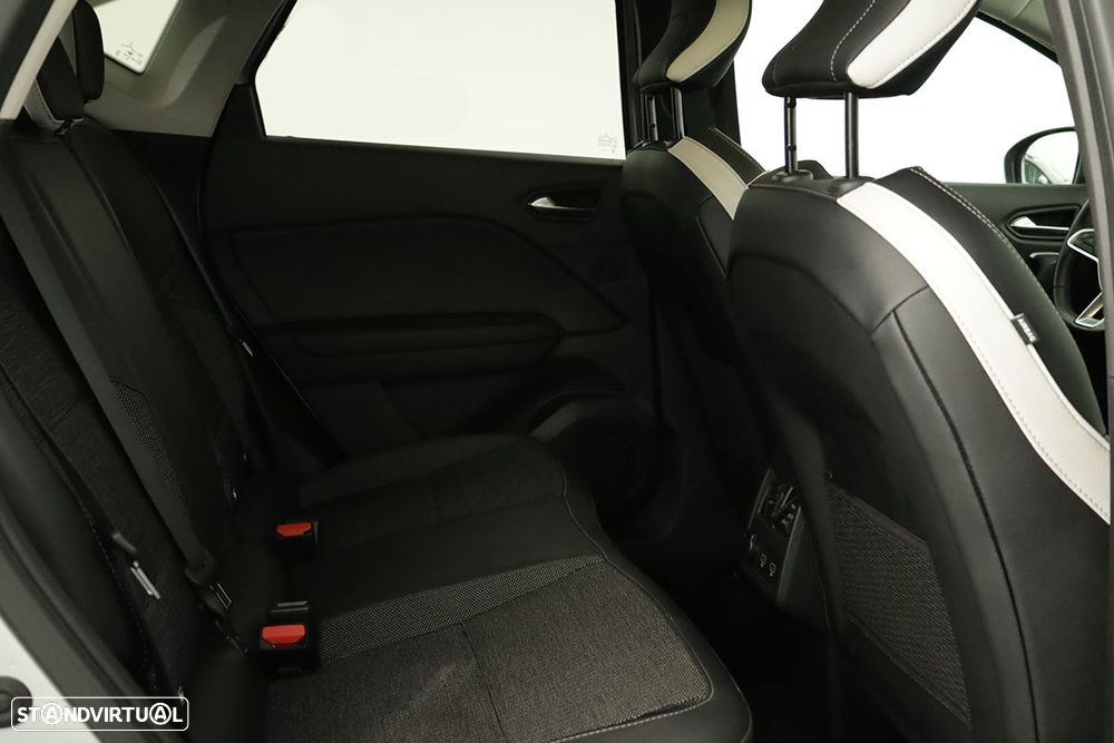 Renault Captur 1.0 TCe Techno Bi-Fuel - 24