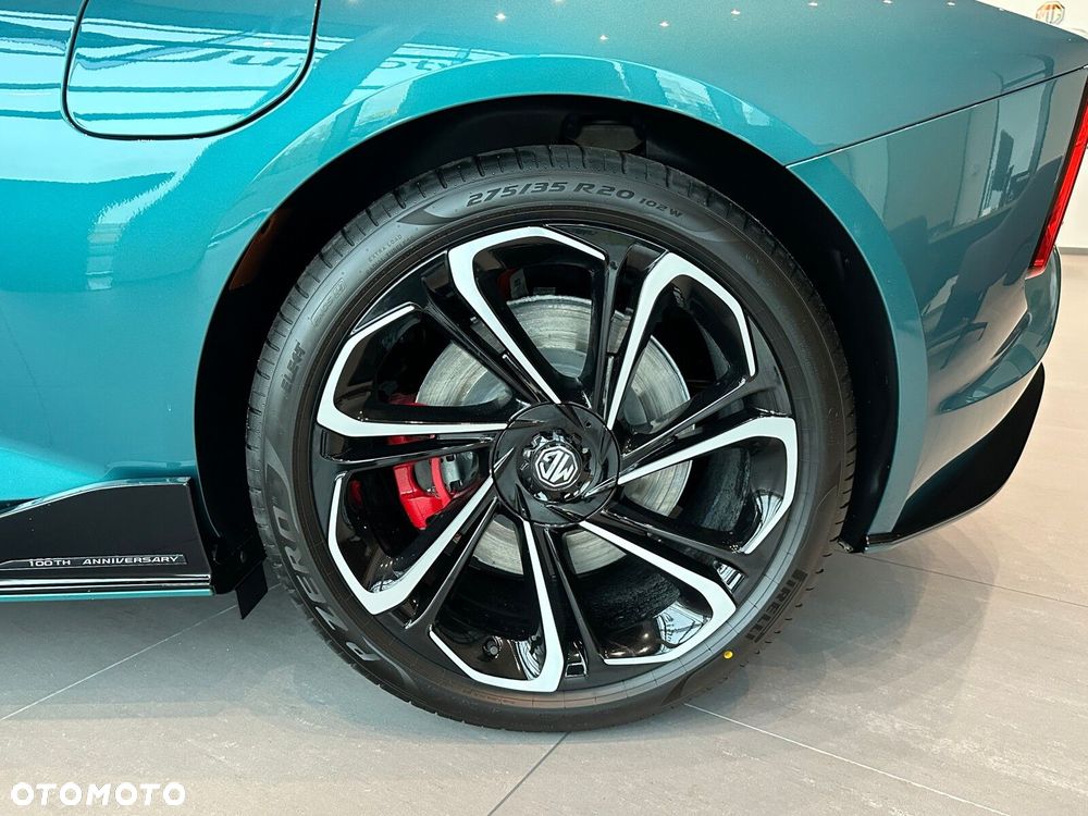 MG Cyberster 77kWh AWD Czarny Dach - 41