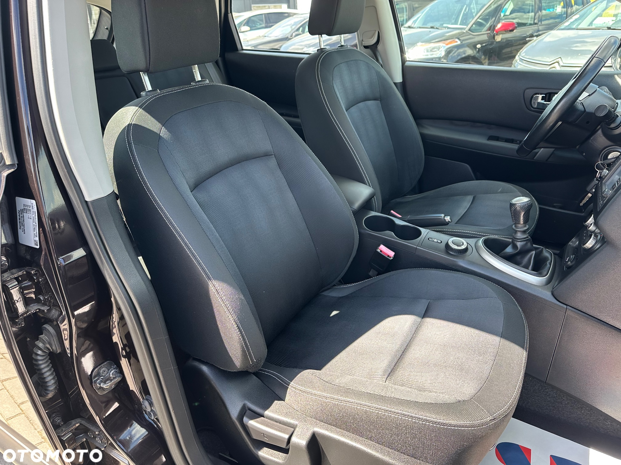 Nissan Qashqai 2.0 dCi DPF 4x4 tekna - 14