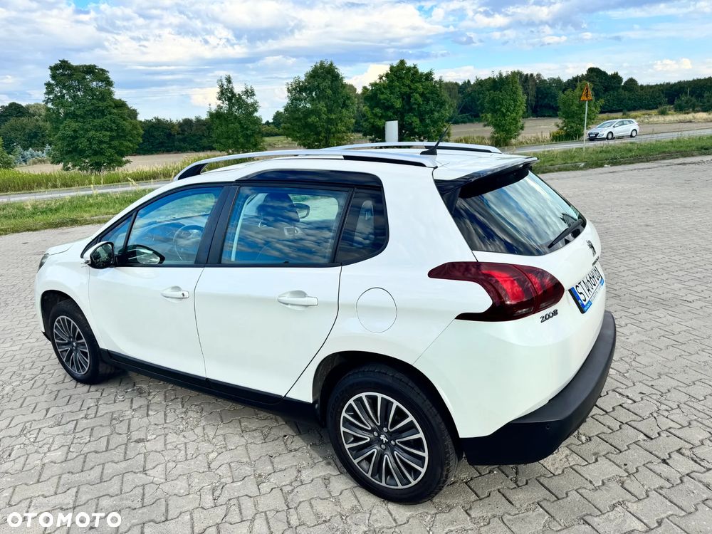 Peugeot 2008 1.2 Pure Tech Access EU6 - 12