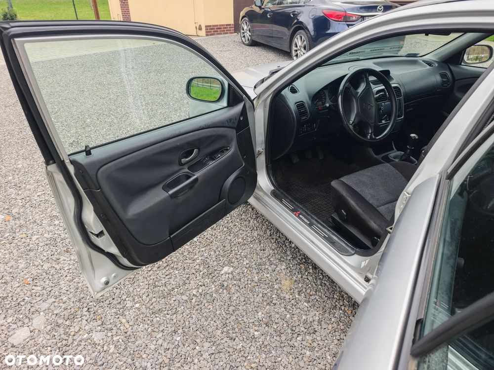 Mitsubishi Carisma 1.6 Classic - 14