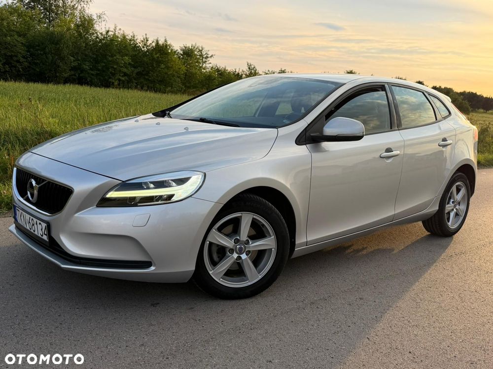 Volvo V40 D2 Drive-E Momentum - 3