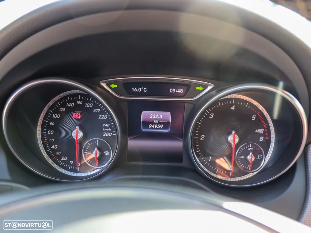 Mercedes-Benz CLA 180 - 20