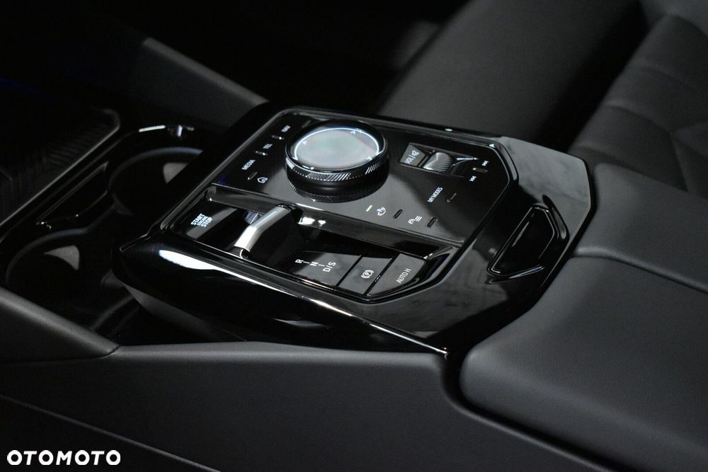 BMW Seria 5 - 21