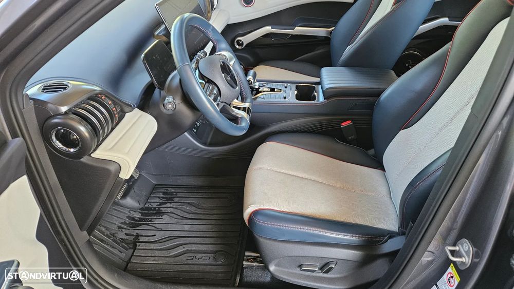 BYD Atto 3 Design — fotografia 14