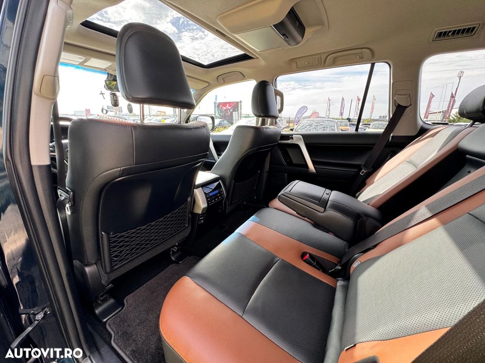 Toyota Land Cruiser 2.8l D-4D 204 CP A/T Luxury Black Matte Edition - 13