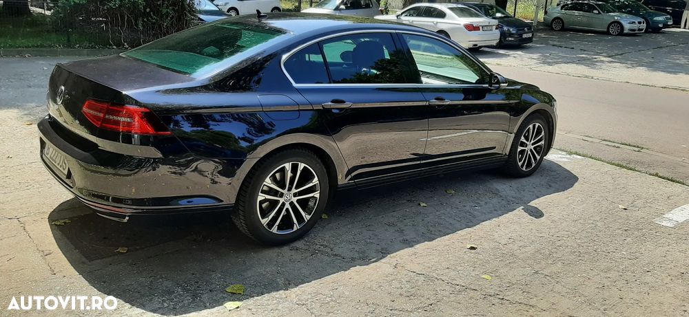 Volkswagen Passat - 25
